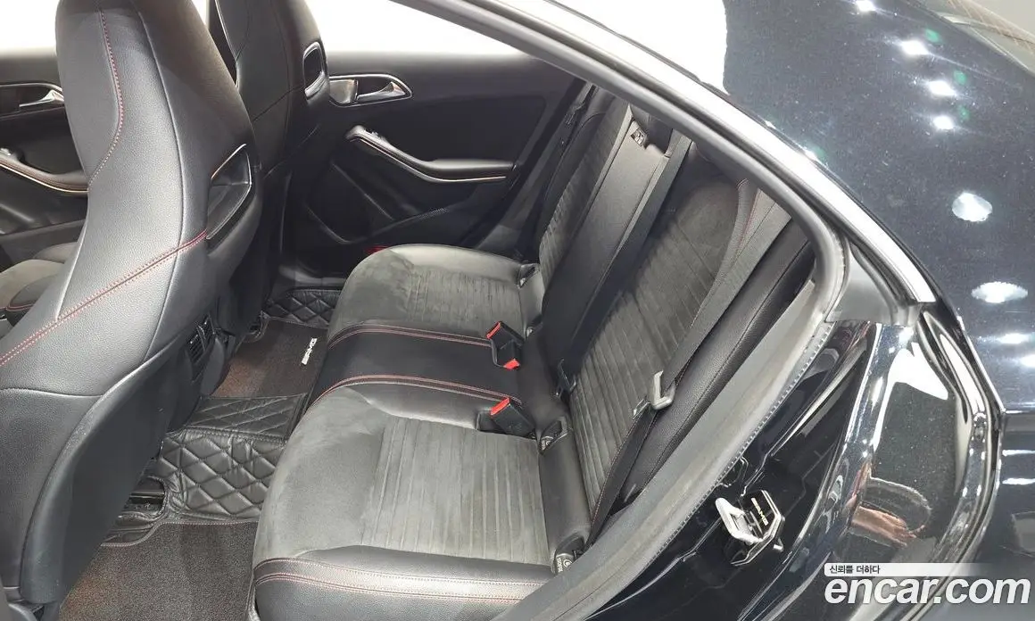 Mercedes-Benz CLA-Class 2018 2.0 гидро, фото 17 Mercedes-Benz CLA-Class 2018 2.0 гидро, фото 17