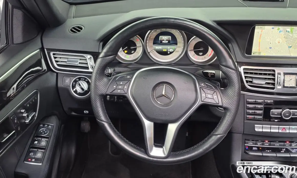 Mercedes-Benz E-Class 2014 2.1 гидро, фото 13 Mercedes-Benz E-Class 2014 2.1 гидро, фото 13