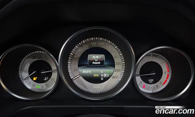 Mercedes-Benz E-Class 2014 2.1 гидро, миниатюра 8 Mercedes-Benz E-Class 2014 2.1 гидро, миниатюра 8