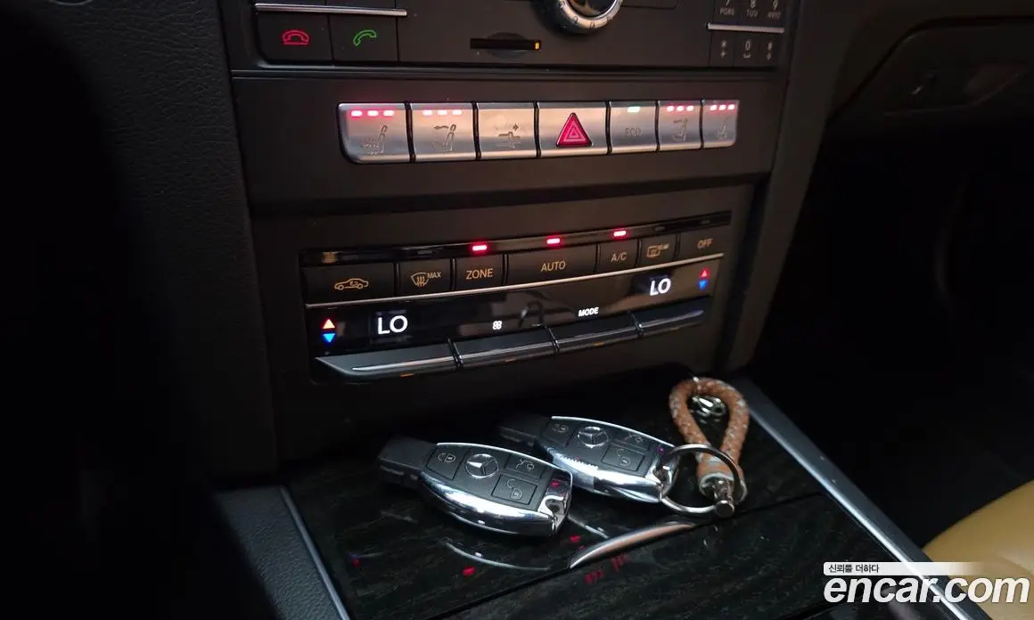 Mercedes-Benz E-Class 2015 2.0 гидро, фото 16 Mercedes-Benz E-Class 2015 2.0 гидро, фото 16
