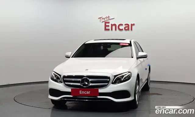 Mercedes-Benz E-Class 2018 1.9 гидро, миниатюра 2