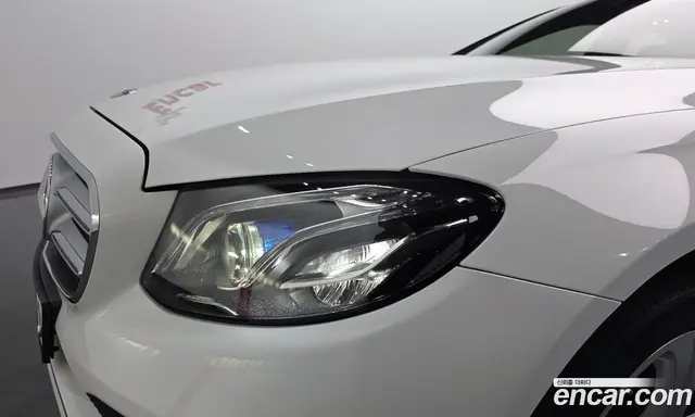 Mercedes-Benz E-Class 2018 1.9 гидро, миниатюра 7
