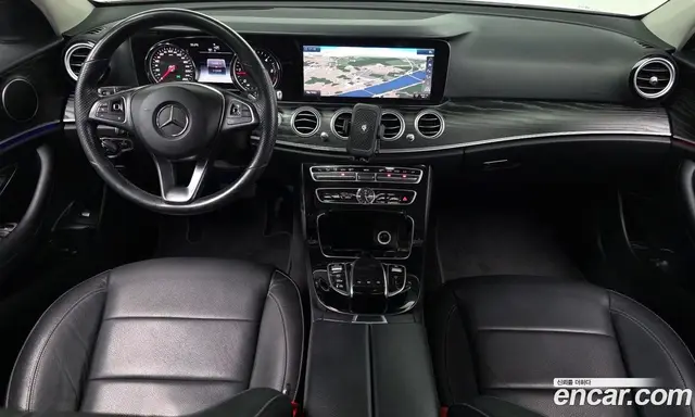 Mercedes-Benz E-Class 2018 1.9 гидро, миниатюра 9