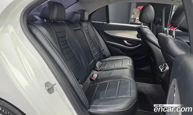 Mercedes-Benz E-Class 2018 2.0 гидро, миниатюра 12