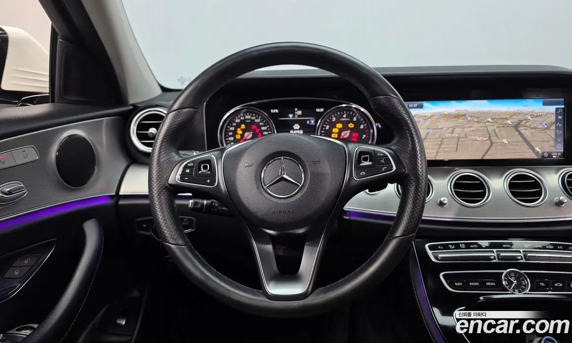 Mercedes-Benz E-Class 2018 2.0 гидро, фото 13 Mercedes-Benz E-Class 2018 2.0 гидро, фото 13