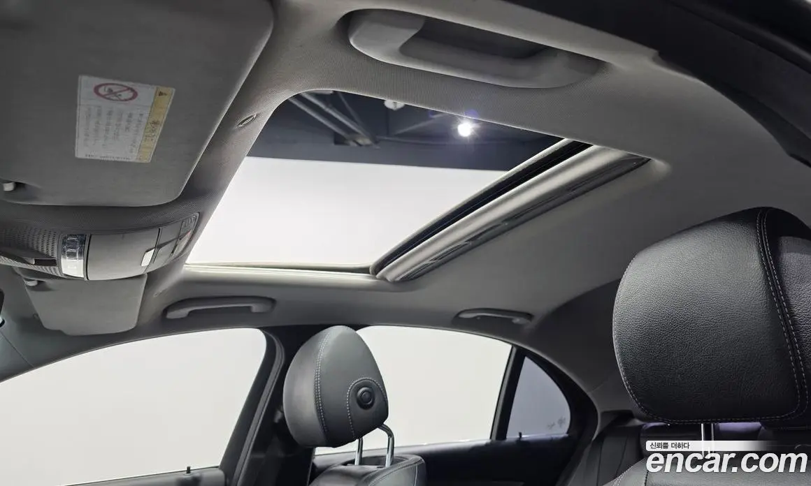Mercedes-Benz E-Class 2018 2.0 гидро, фото 17 Mercedes-Benz E-Class 2018 2.0 гидро, фото 17