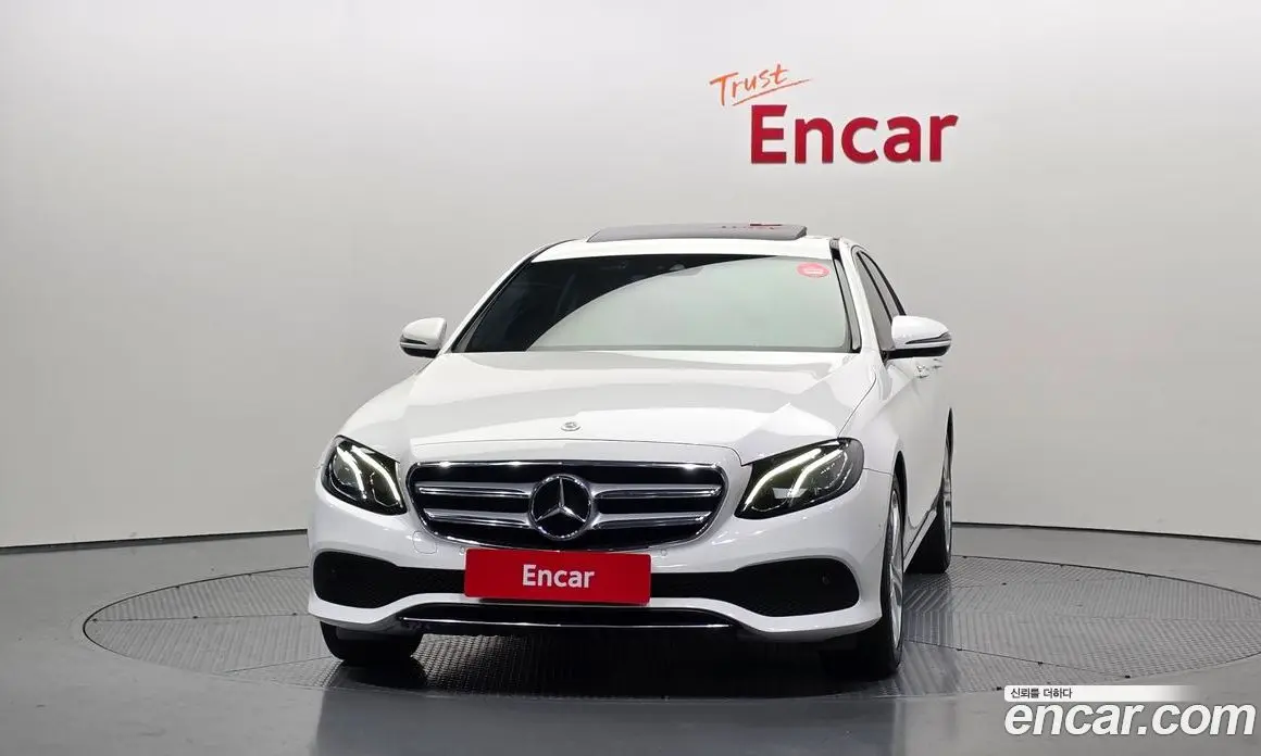 Mercedes-Benz E-Class 2018 2.0 гидро, фото 3 Mercedes-Benz E-Class 2018 2.0 гидро, фото 3