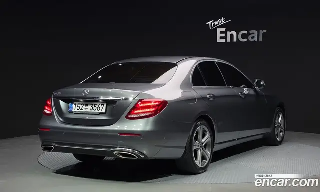 Mercedes-Benz E-Class 2019 2.0 гидро, миниатюра 2 Mercedes-Benz E-Class 2019 2.0 гидро, миниатюра 2