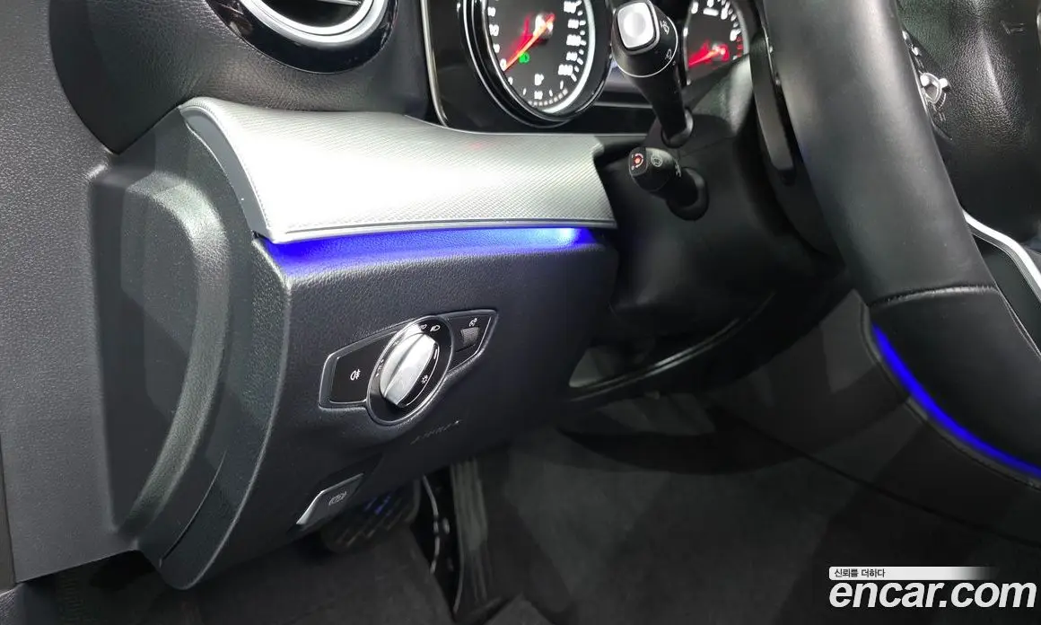 Mercedes-Benz E-Class 2019 2.0 гидро, фото 18 Mercedes-Benz E-Class 2019 2.0 гидро, фото 18