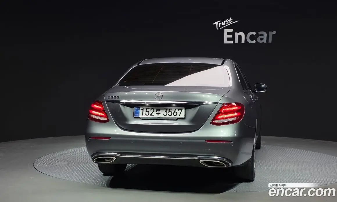 Mercedes-Benz E-Class 2019 2.0 гидро, фото 4 Mercedes-Benz E-Class 2019 2.0 гидро, фото 4