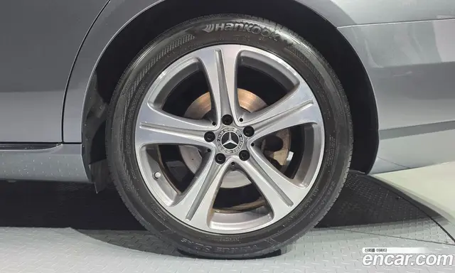 Mercedes-Benz E-Class 2019 2.0 гидро, миниатюра 7 Mercedes-Benz E-Class 2019 2.0 гидро, миниатюра 7