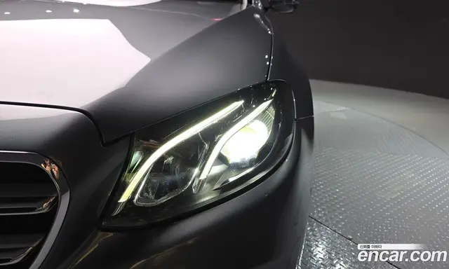 Mercedes-Benz E-Class 2019 2.0 гидро, миниатюра 8 Mercedes-Benz E-Class 2019 2.0 гидро, миниатюра 8