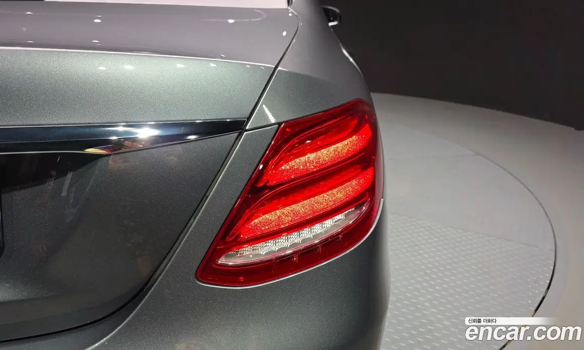 Mercedes-Benz E-Class 2019 2.0 гидро, фото 9 Mercedes-Benz E-Class 2019 2.0 гидро, фото 9