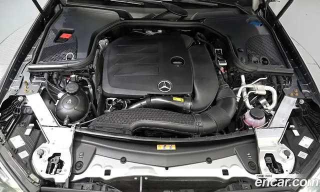 Mercedes-Benz E-Class 2022 2.0 автомат (гидро), миниатюра 6