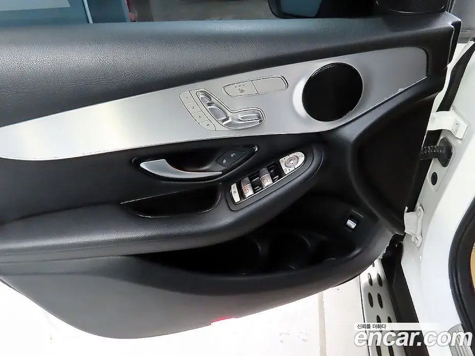 Mercedes-Benz GLC-Class 2017 2.1 гидро, фото 14 Mercedes-Benz GLC-Class 2017 2.1 гидро, фото 14
