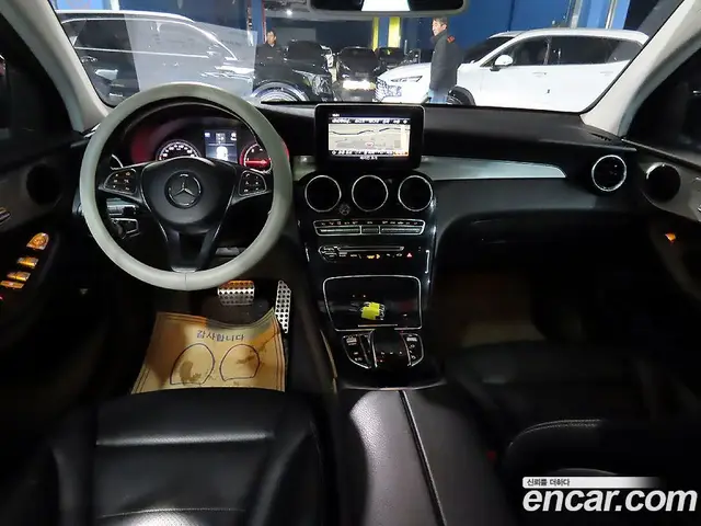 Mercedes-Benz GLC-Class 2017 2.1 гидро, миниатюра 5 Mercedes-Benz GLC-Class 2017 2.1 гидро, миниатюра 5
