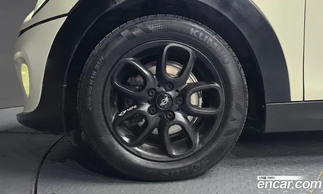Mini Cooper 2014 1.5 автомат (гидро), миниатюра 5