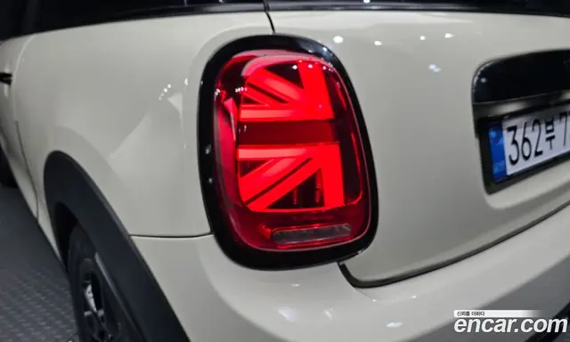 Mini Cooper 2014 1.5 автомат (гидро), миниатюра 9