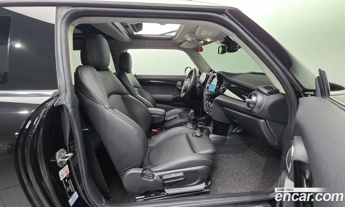 Mini Cooper 2021 1.5 автомат (гидро), фото 13