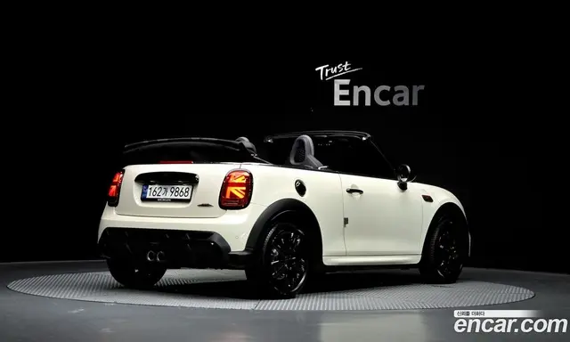 Mini Cooper Convertible 2022 2.0 автомат (гидро), миниатюра 2