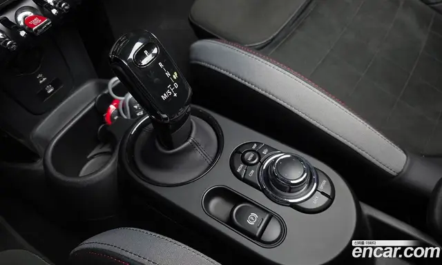 Mini Cooper Convertible 2022 2.0 автомат (гидро), миниатюра 12