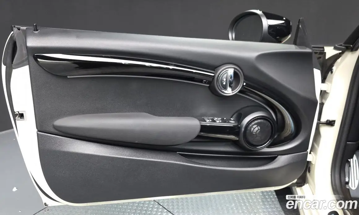Mini Cooper Convertible 2022 2.0 автомат (гидро), фото 15