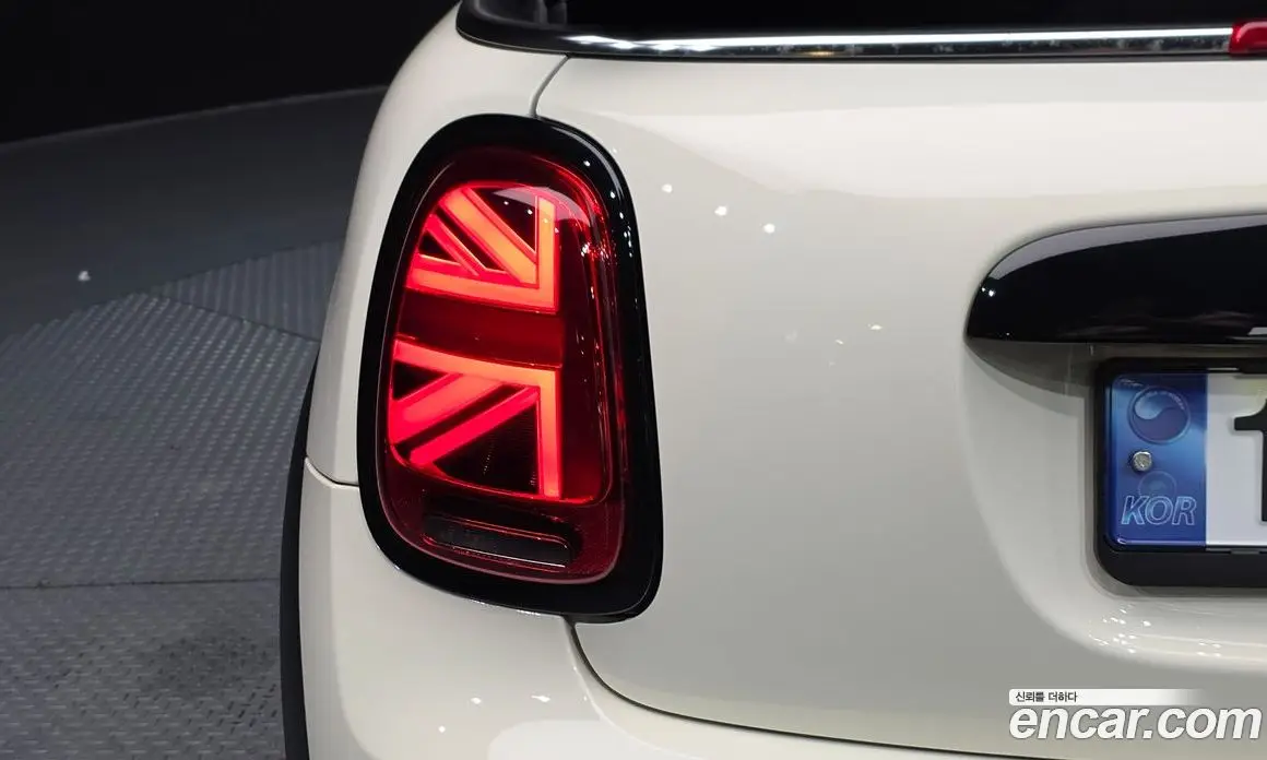 Mini Cooper Convertible 2022 2.0 автомат (гидро), фото 9