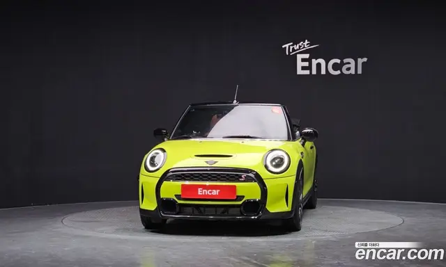 Mini Cooper Convertible 2024 2.0 автомат (гидро), миниатюра 3