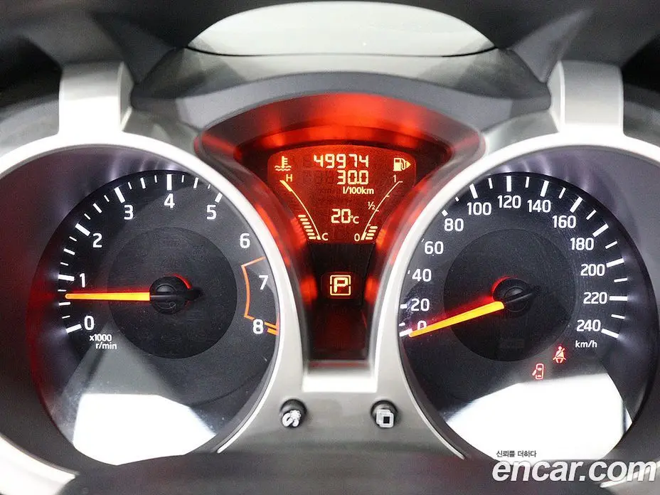Nissan Juke 2017 1.6 автомат (гидро), фото 8 Nissan Juke 2017 1.6 автомат (гидро), фото 8