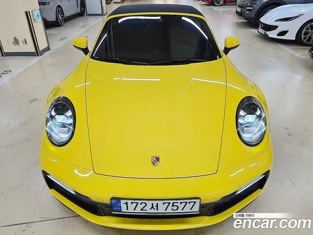 Porsche 911 2020 3.0 автомат (гидро), миниатюра 3