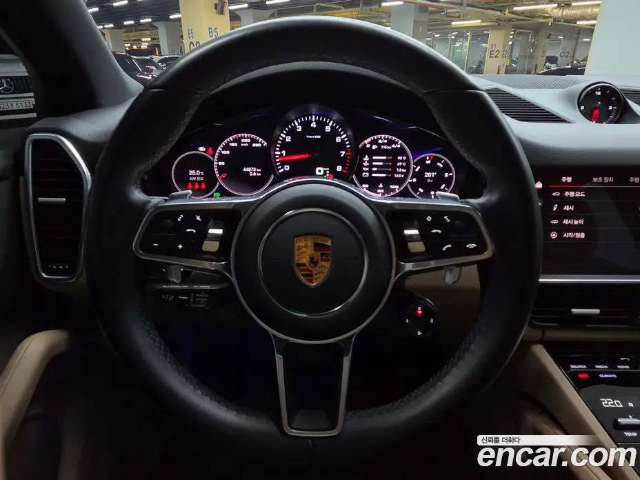 Porsche Cayenne 2022 3.0 автомат (гидро), фото 11