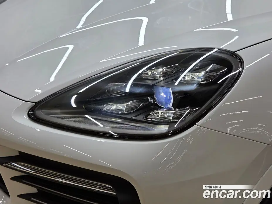 Porsche Cayenne 2022 3.0 автомат (гидро), фото 4