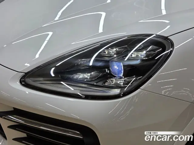 Porsche Cayenne 2022 3.0 автомат (гидро), миниатюра 4
