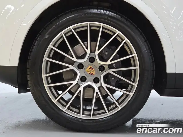Porsche Cayenne 2022 3.0 автомат (гидро), миниатюра 5