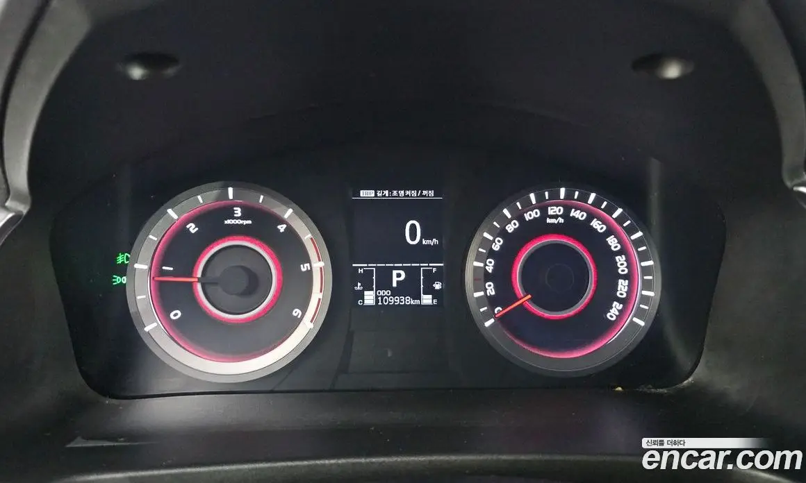SsangYong Korando 2015 2.2 автомат (гидро), фото 11