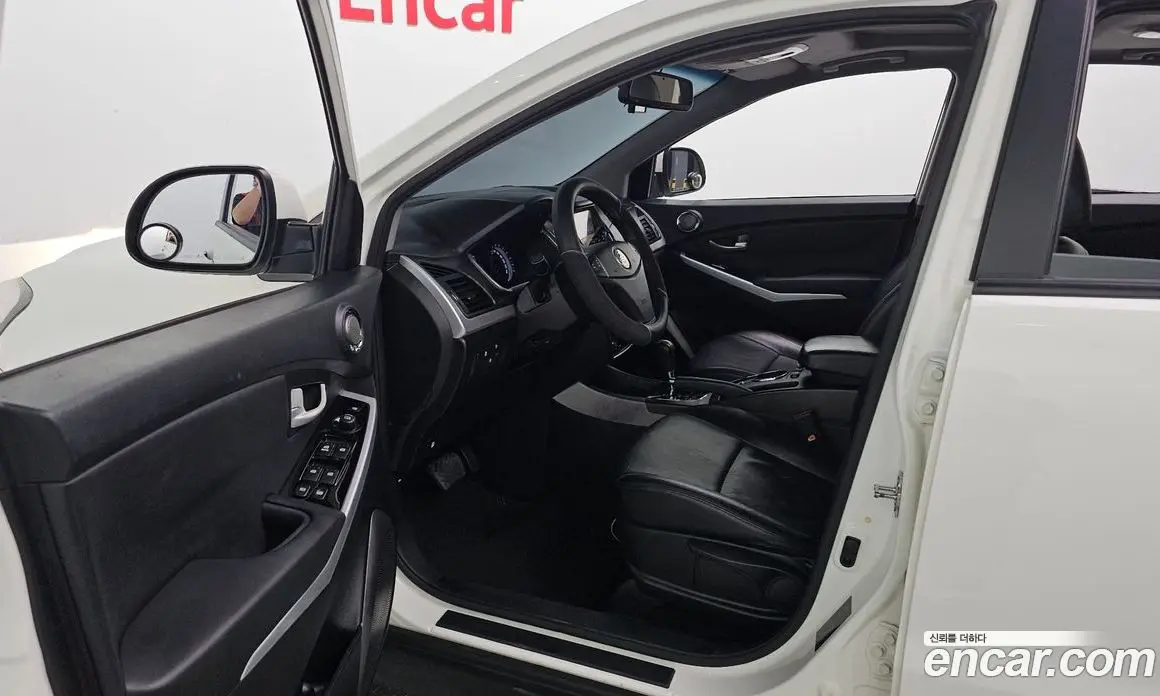 SsangYong Korando 2015 2.2 автомат (гидро), фото 13