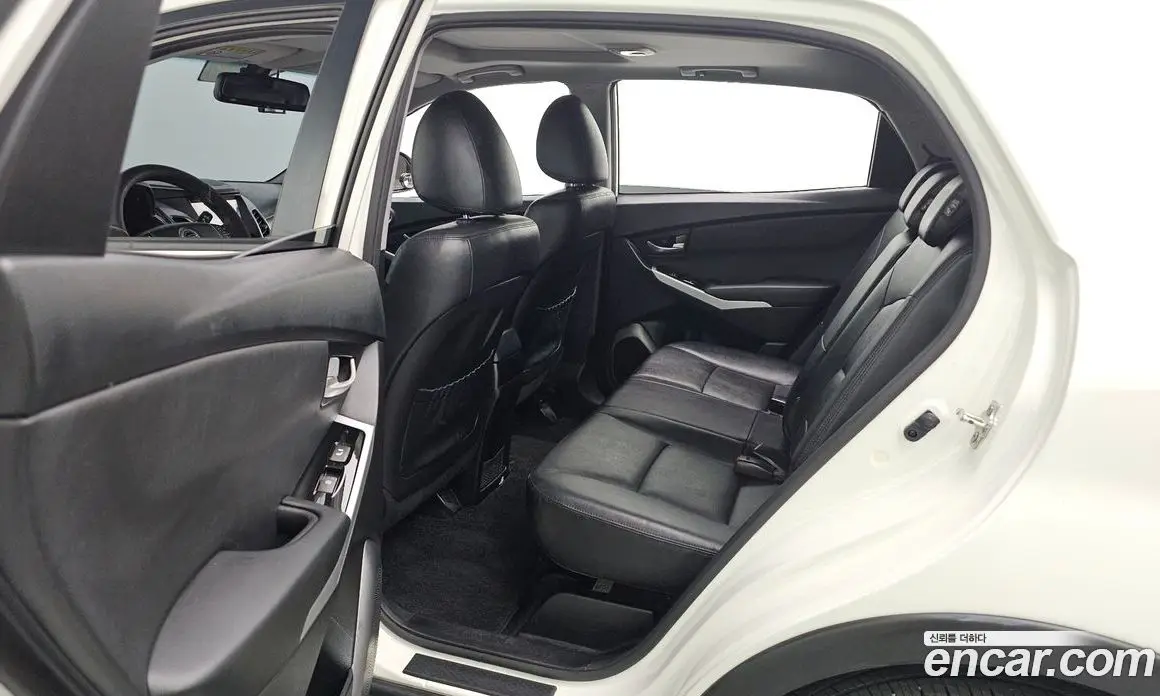 SsangYong Korando 2015 2.2 автомат (гидро), фото 25