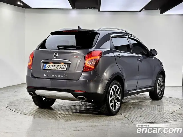 SsangYong Korando 2015 2.2 автомат (гидро), миниатюра 4