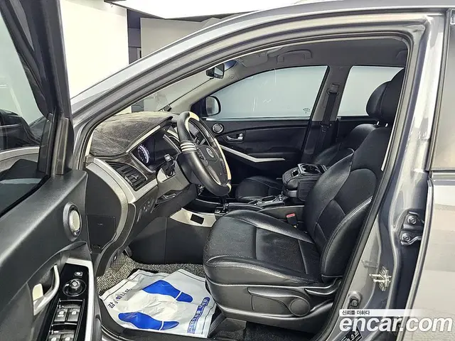 SsangYong Korando 2015 2.2 автомат (гидро), миниатюра 8