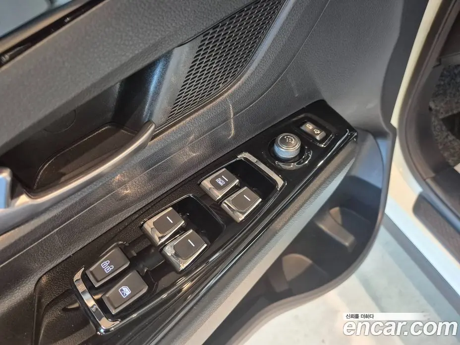 SsangYong Korando 2020 1.5 автомат (гидро), фото 13