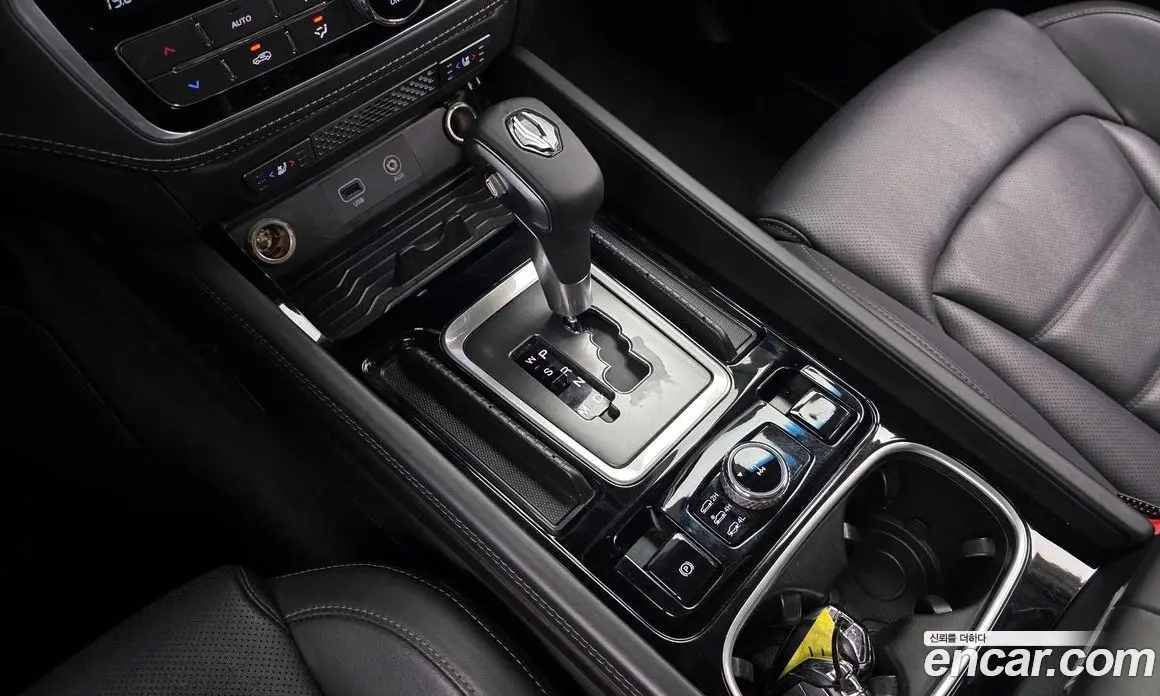 SsangYong Rexton 2020 2.2 автомат (гидро), фото 9