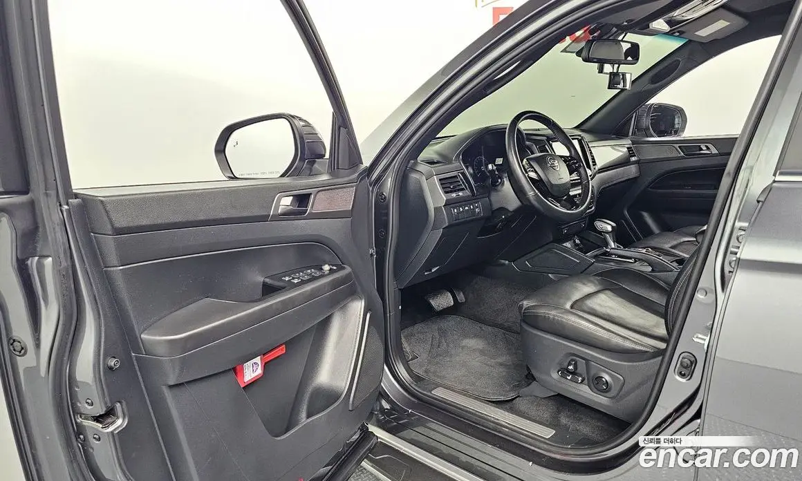 SsangYong Rexton 2023 2.2 автомат (гидро), фото 13