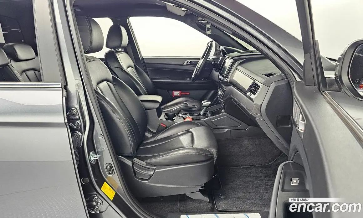 SsangYong Rexton 2023 2.2 автомат (гидро), фото 16