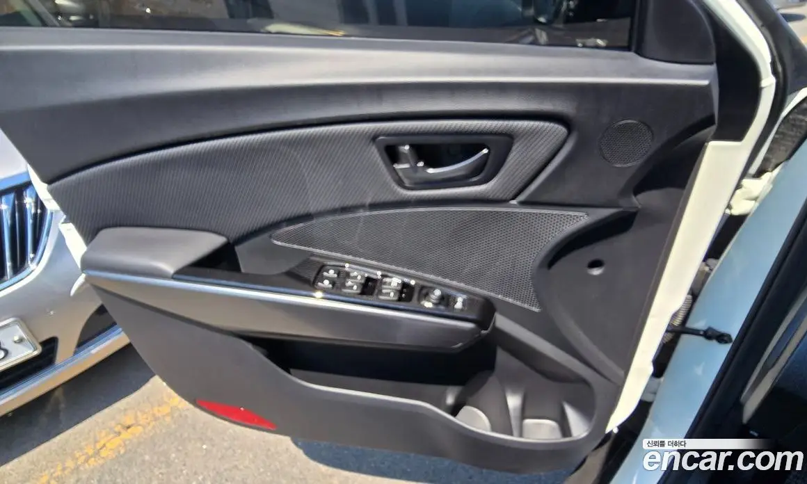 SsangYong TIBOLI 2025 1.5 автомат (гидро), фото 14