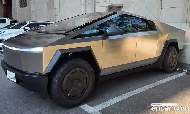 Tesla Cybertruck 2026 0.2 гидро, миниатюра 3