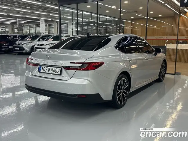 Toyota Camry 2025 2.5 автомат (робот), миниатюра 2 Toyota Camry 2025 2.5 автомат (робот), миниатюра 2