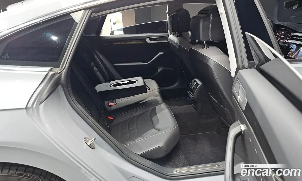 Volkswagen Arteon 2022 2.0 автомат (гидро), фото 17