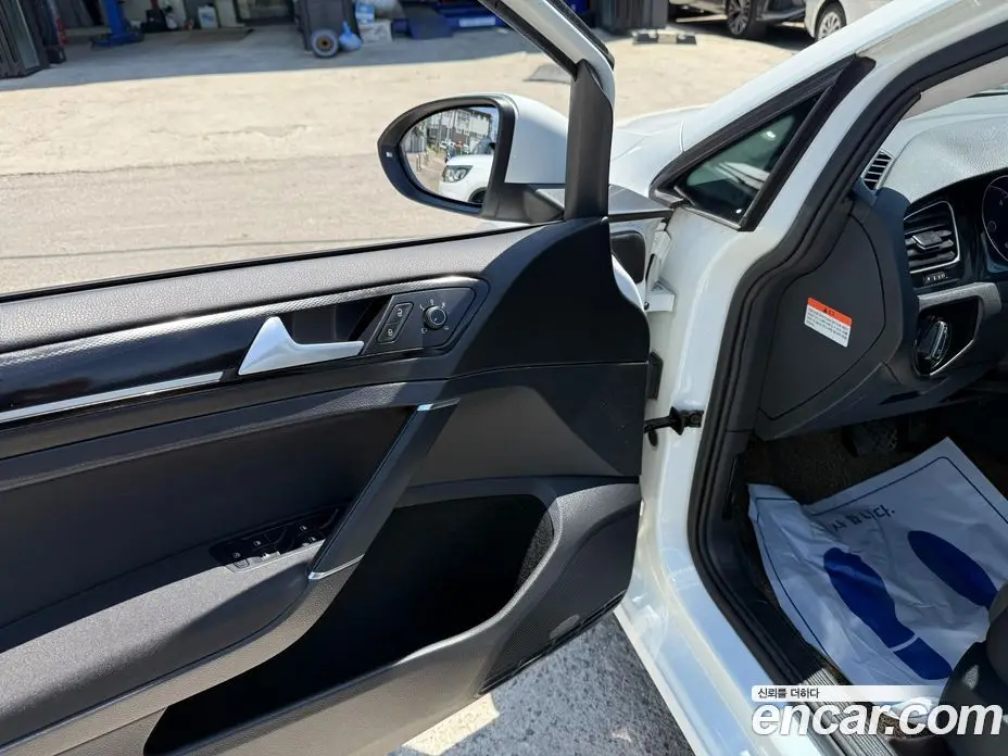 Volkswagen Golf 2015 2.0 автомат (гидро), фото 11