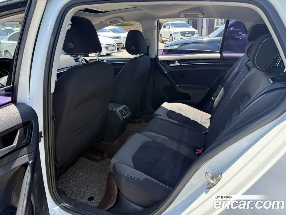 Volkswagen Golf 2015 2.0 автомат (гидро), фото 10