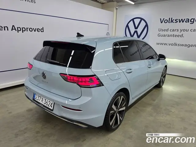 Volkswagen Golf 2025 2.0 автомат (гидро), миниатюра 2